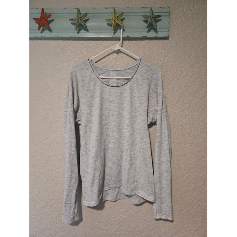 Lululemon Light Grey Heathered Long Sleeve Tee